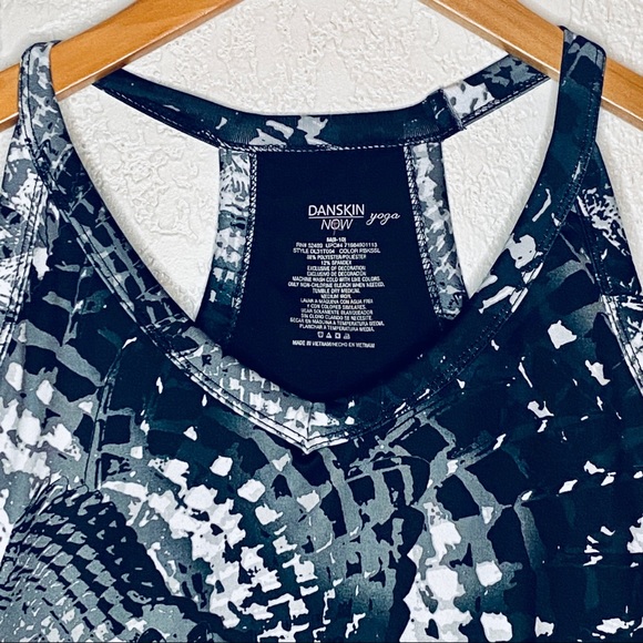 Danskin Now Yoga Workout Top w/ Builtin Support Black Gray Abstract 8-10 M - Picture 2 of 3